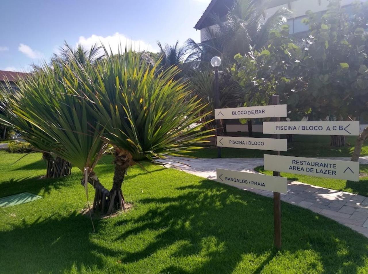Bangalo Luxo Beira Mar Carneiros Beach Resort Прайя дос Карнейрос Екстериор снимка